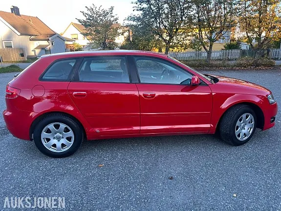 Audi A3 2011 photo 5