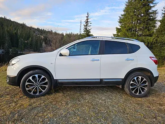 Nissan Qashqai 2011 photo 3