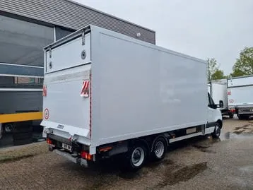 Mercedes-Benz Sprinter 2020 photo 2