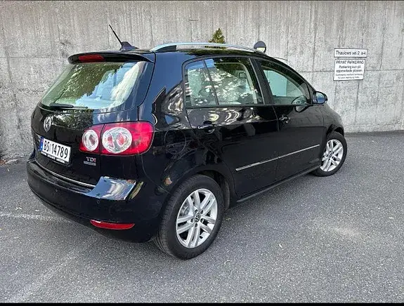 Volkswagen Golf Plus 2011 photo 2