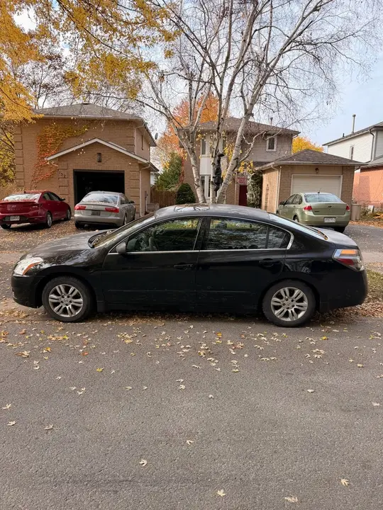 Nissan Altima 2010 photo 4