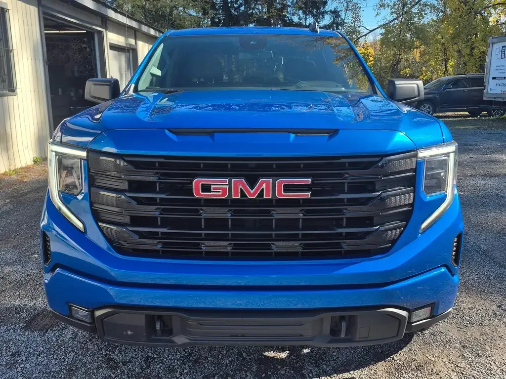 GMC Sierra 1500 2023 photo 2