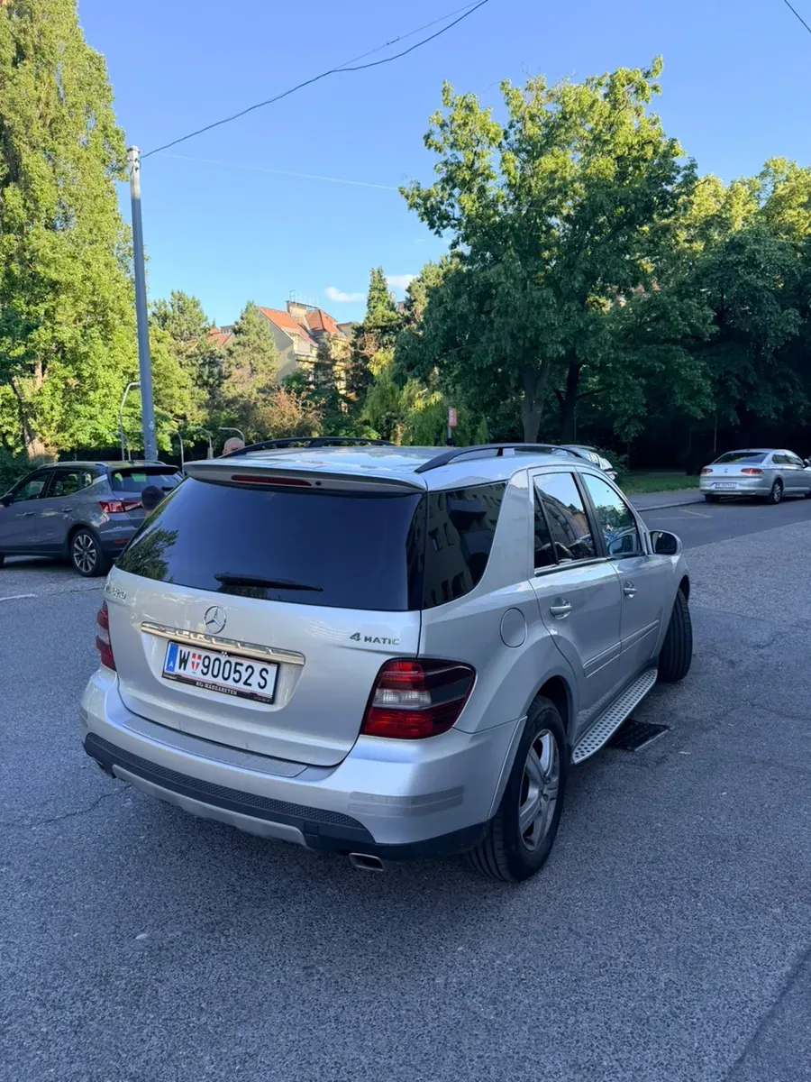 Mercedes-Benz M-Class 2007 photo 3