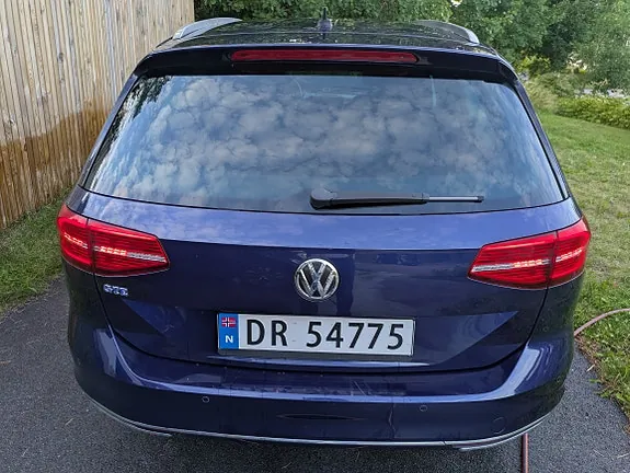 Volkswagen Passat 2018 photo 3