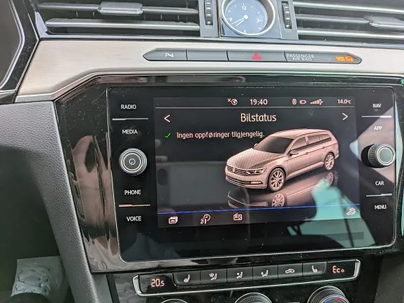 Volkswagen Passat 2018 photo 5
