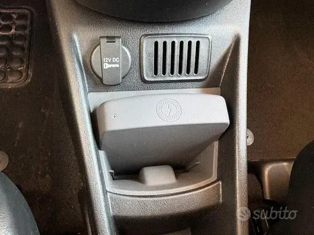 Lancia Ypsilon 2024 photo 4