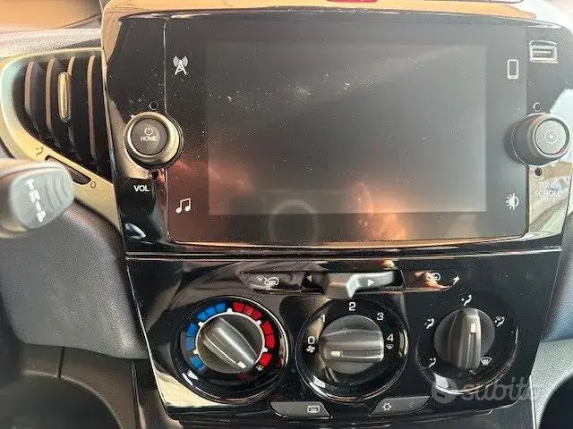 Lancia Ypsilon 2024 photo 3