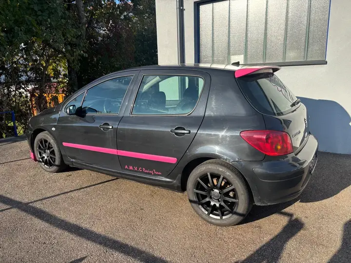 Peugeot 307