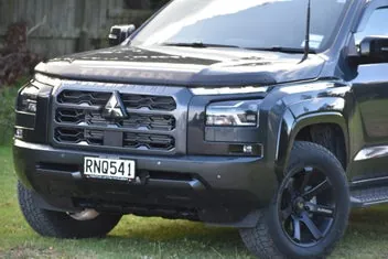 Mitsubishi Triton 2025 photo 3
