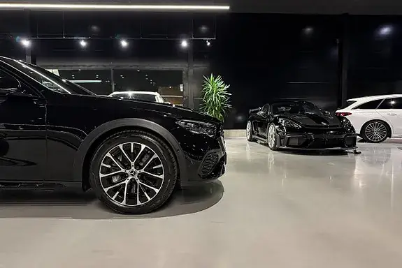 Mercedes-Benz E 300 De 2026 photo 4