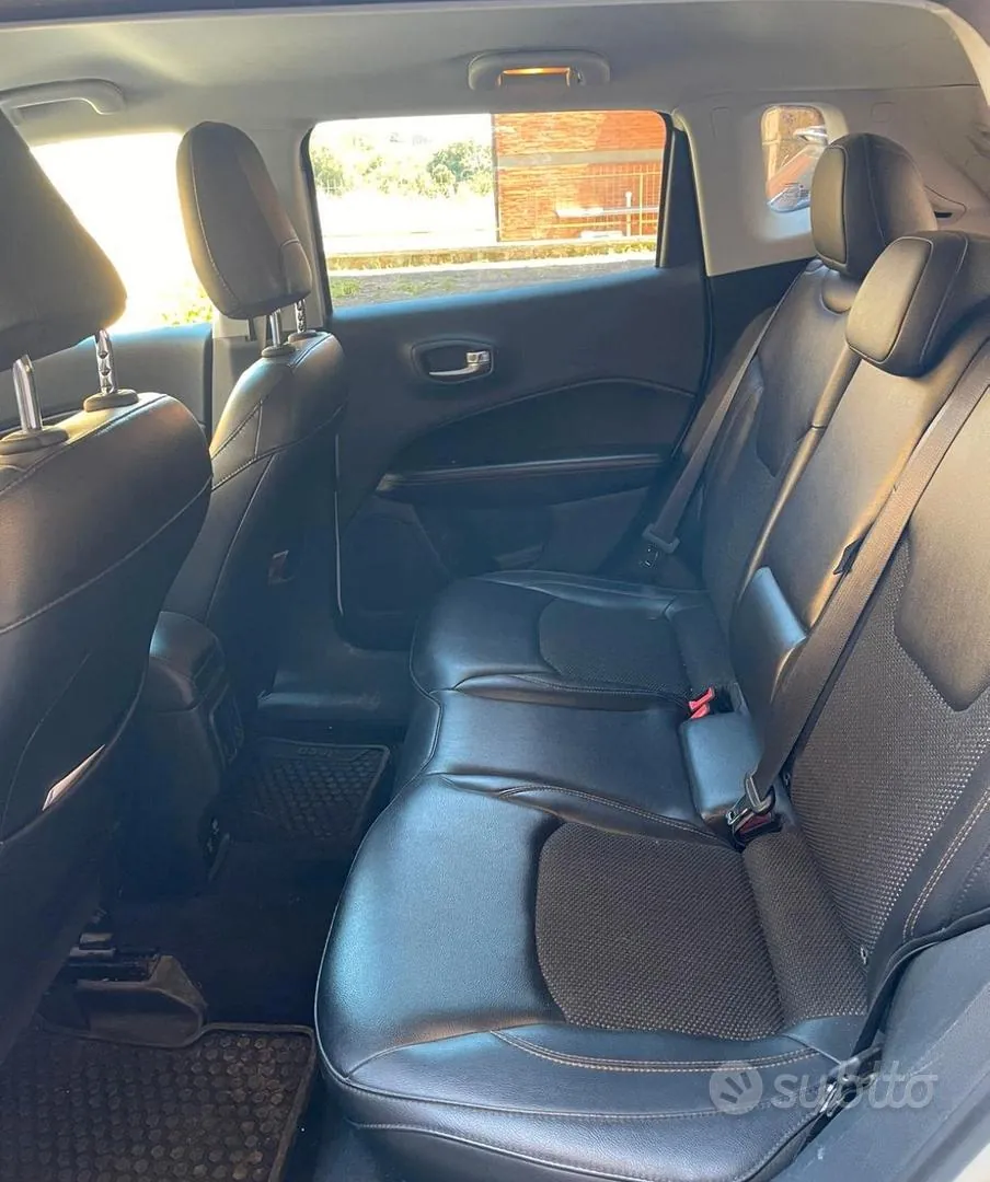 Jeep Compass 2018 photo 2