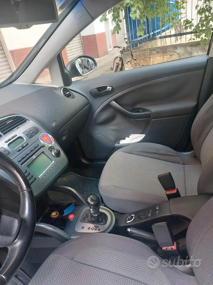 Seat Altea 2008 photo 2