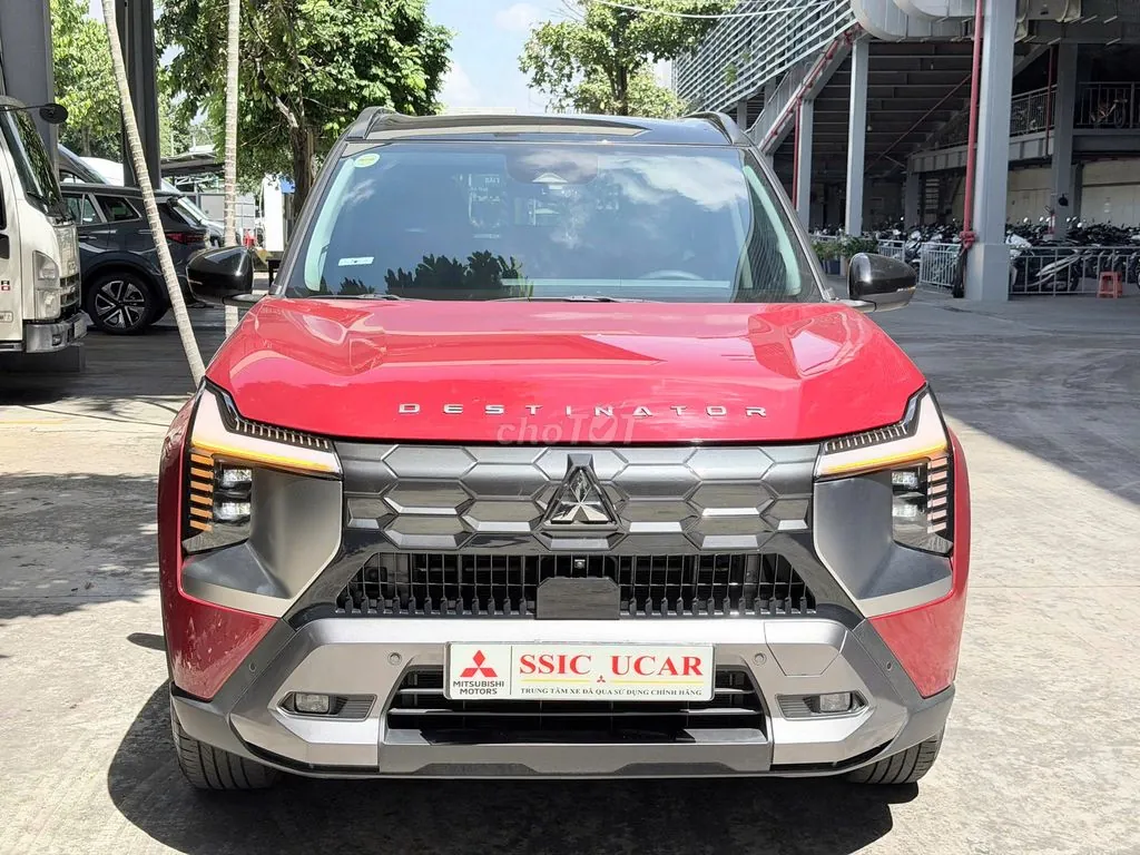 Mitsubishi Destinator