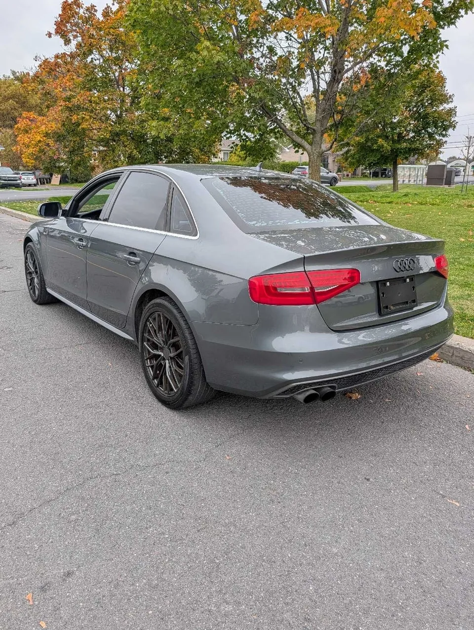 Audi A4 2015 photo 2