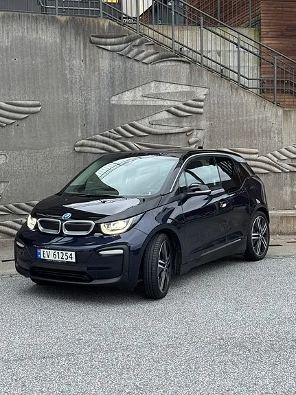 BMW I3