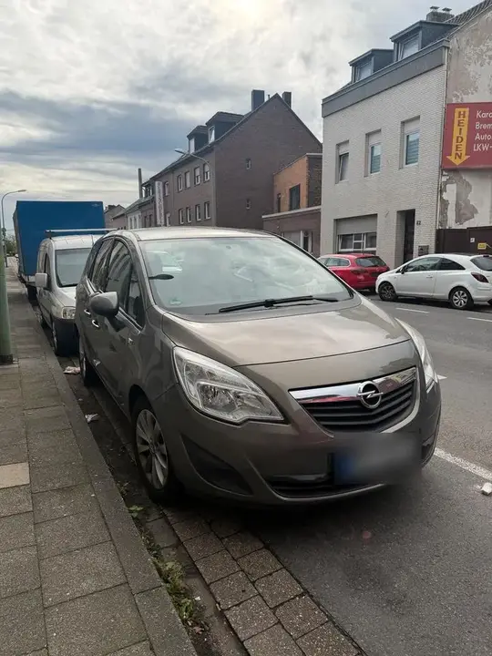 Opel Mariva