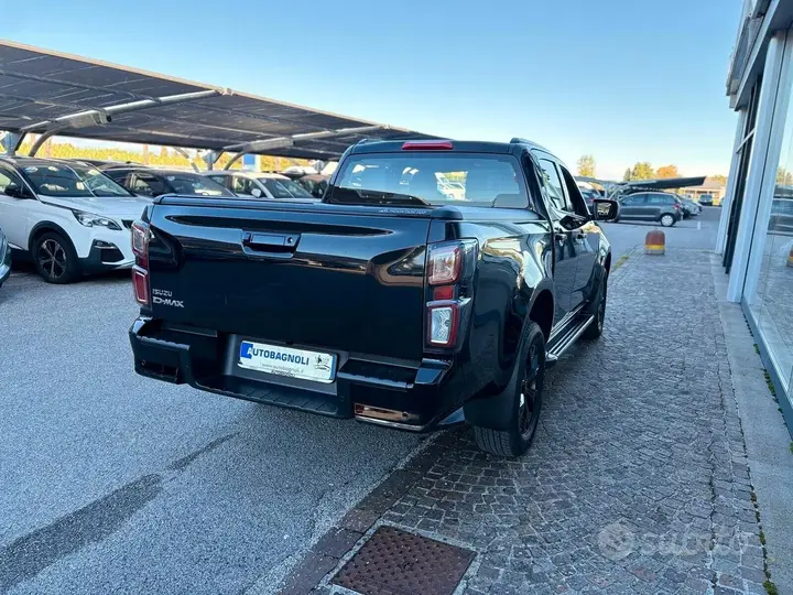 Isuzu D-Max 2023 photo 3
