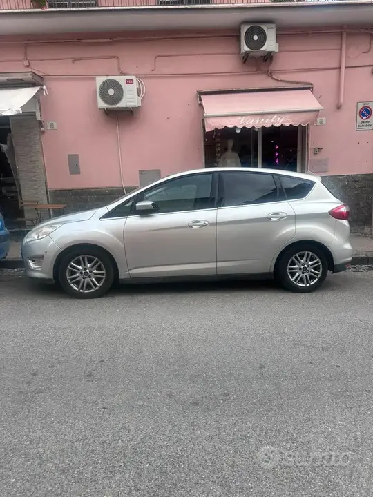 Ford C-Max 2012 photo 2