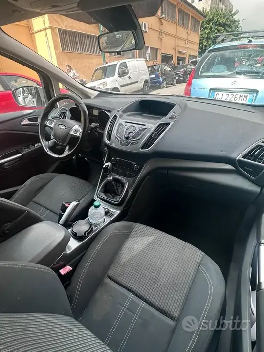 Ford C-Max 2012 photo 5