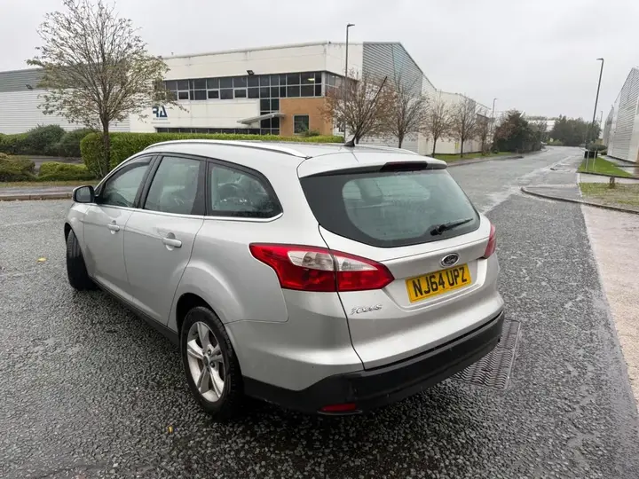 Ford Focus 2014 photo 4