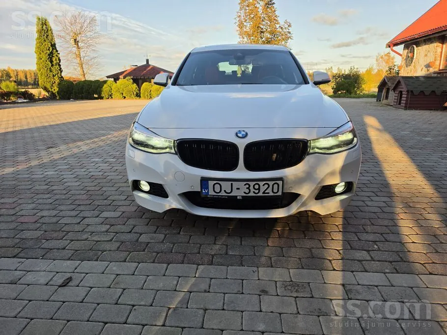 BMW 325 2016 photo 2