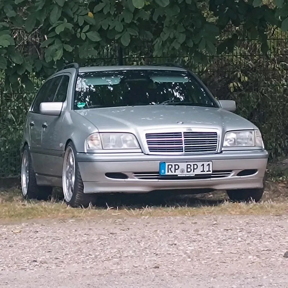 Mercedes-Benz S202