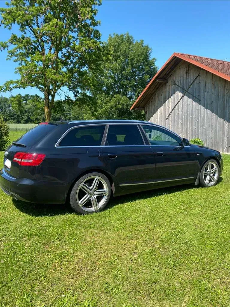 Audi A6 2010 photo 2
