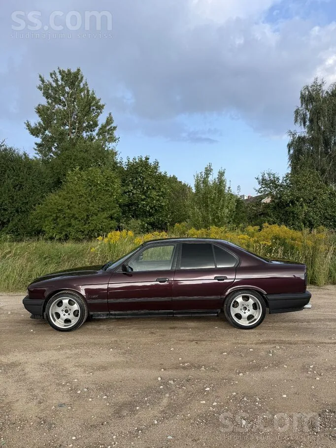 BMW 530 1993 photo 2