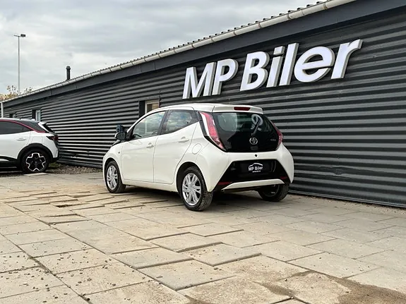 Toyota Aygo 2016 photo 3