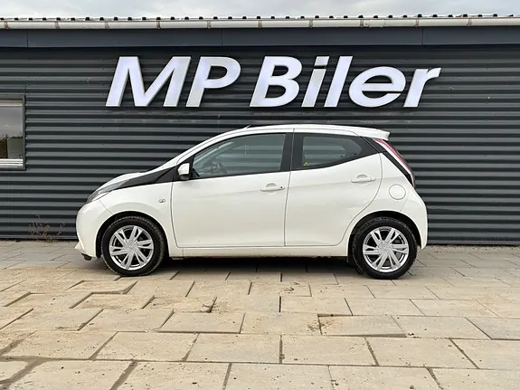 Toyota Aygo 2016 photo 2