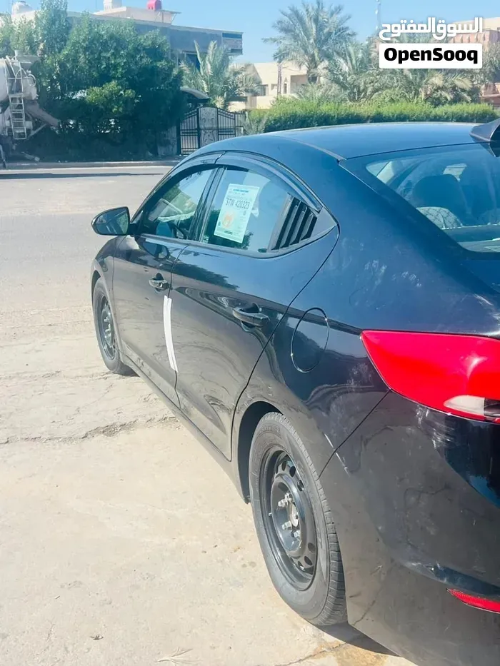 Hyundai Elantra 2017 photo 3
