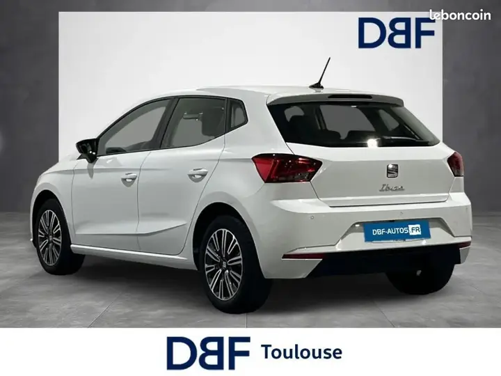 Seat Ibiza 2024 photo 3
