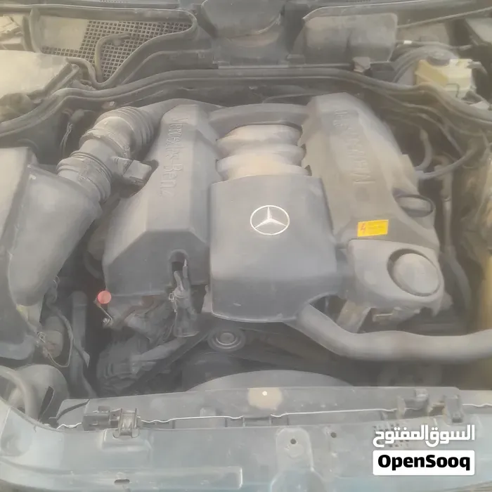 Mercedes-Benz E-Class 2002 photo 3