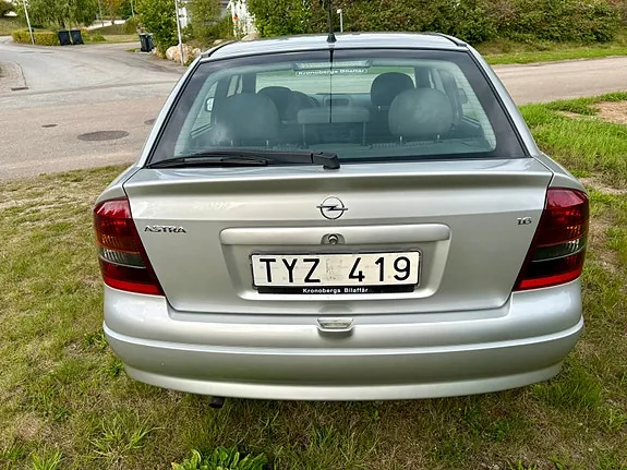 Opel Astra 2003 photo 4