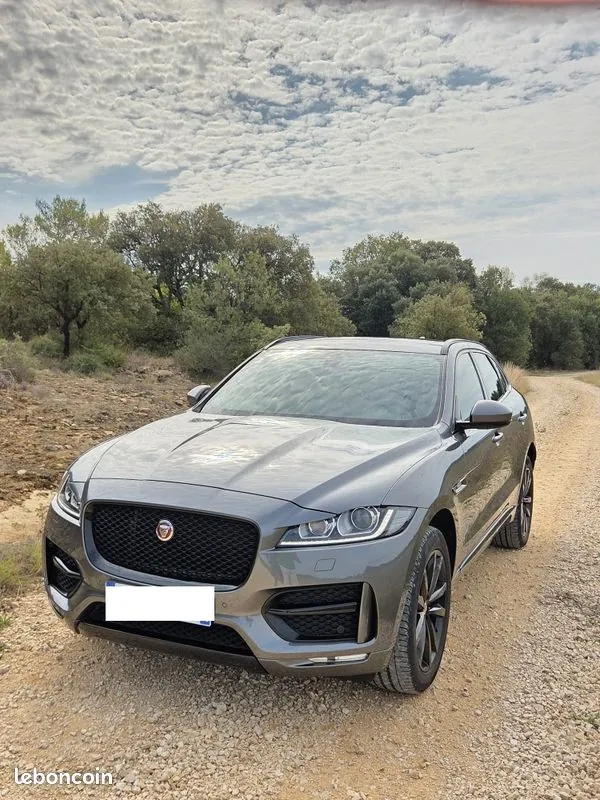 Jaguar F-Pace 2019 photo 3