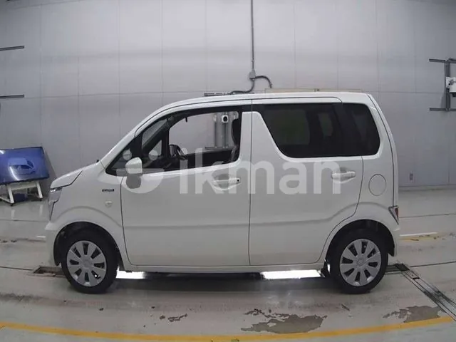 Suzuki Wagon R 2024 photo 2