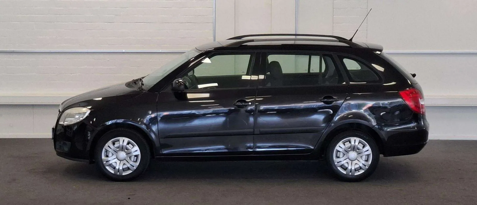 Skoda Fabia Combi 2009 photo 4