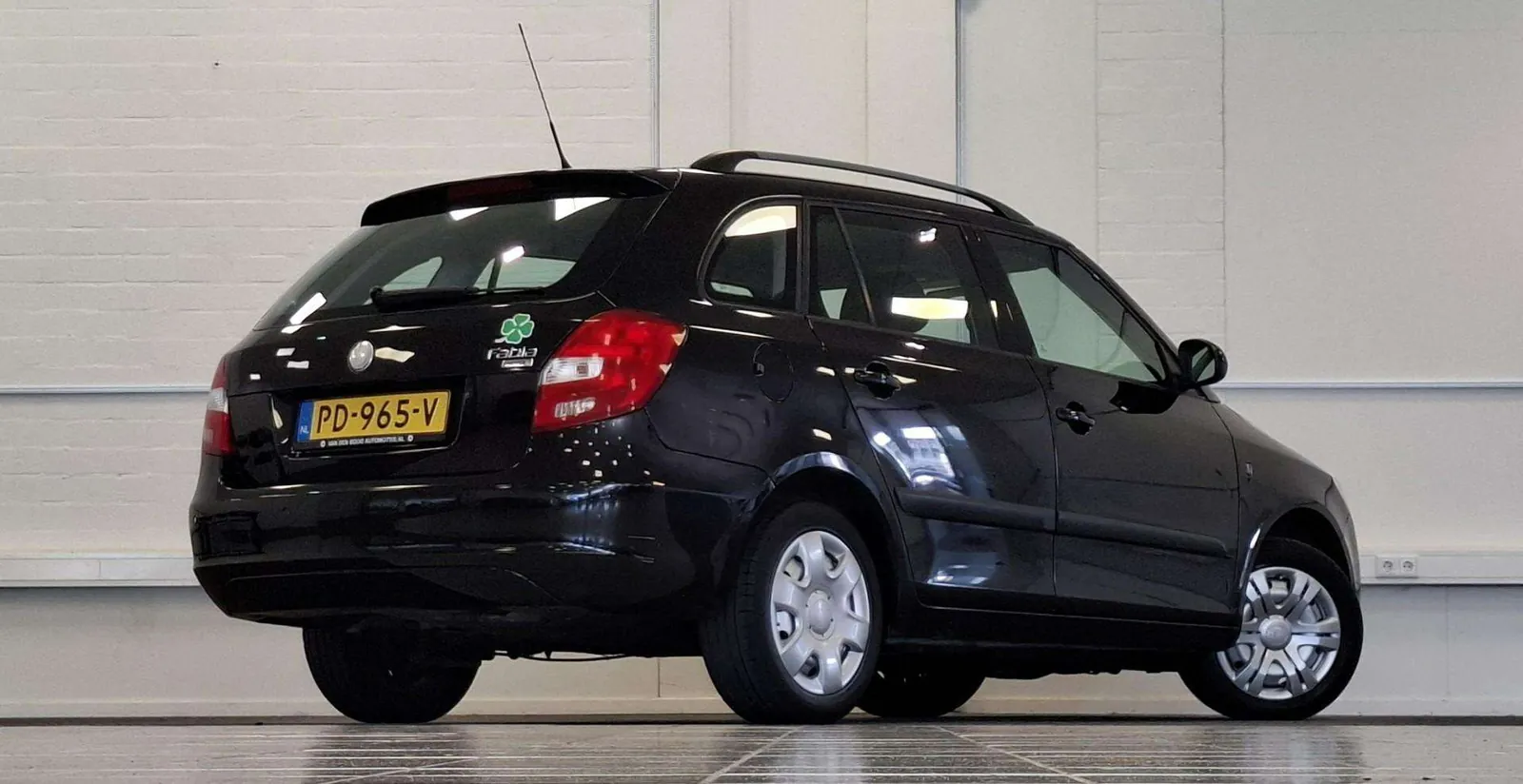 Skoda Fabia Combi 2009 photo 5