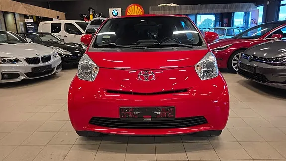 Toyota Iq 2009 photo 2