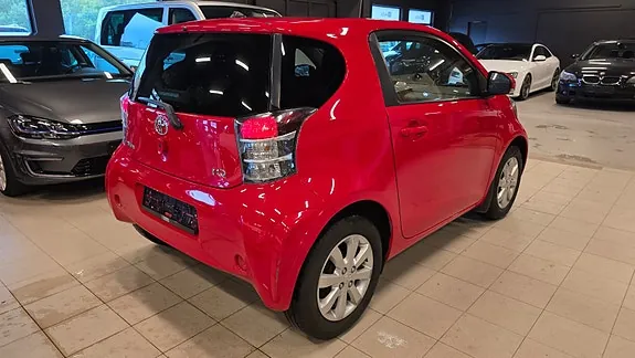 Toyota Iq 2009 photo 4
