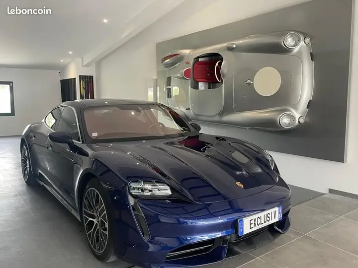 Porsche Taycan