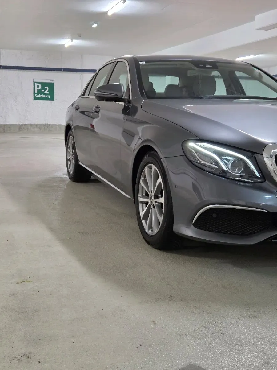Mercedes-Benz E-Class 2019 photo 2