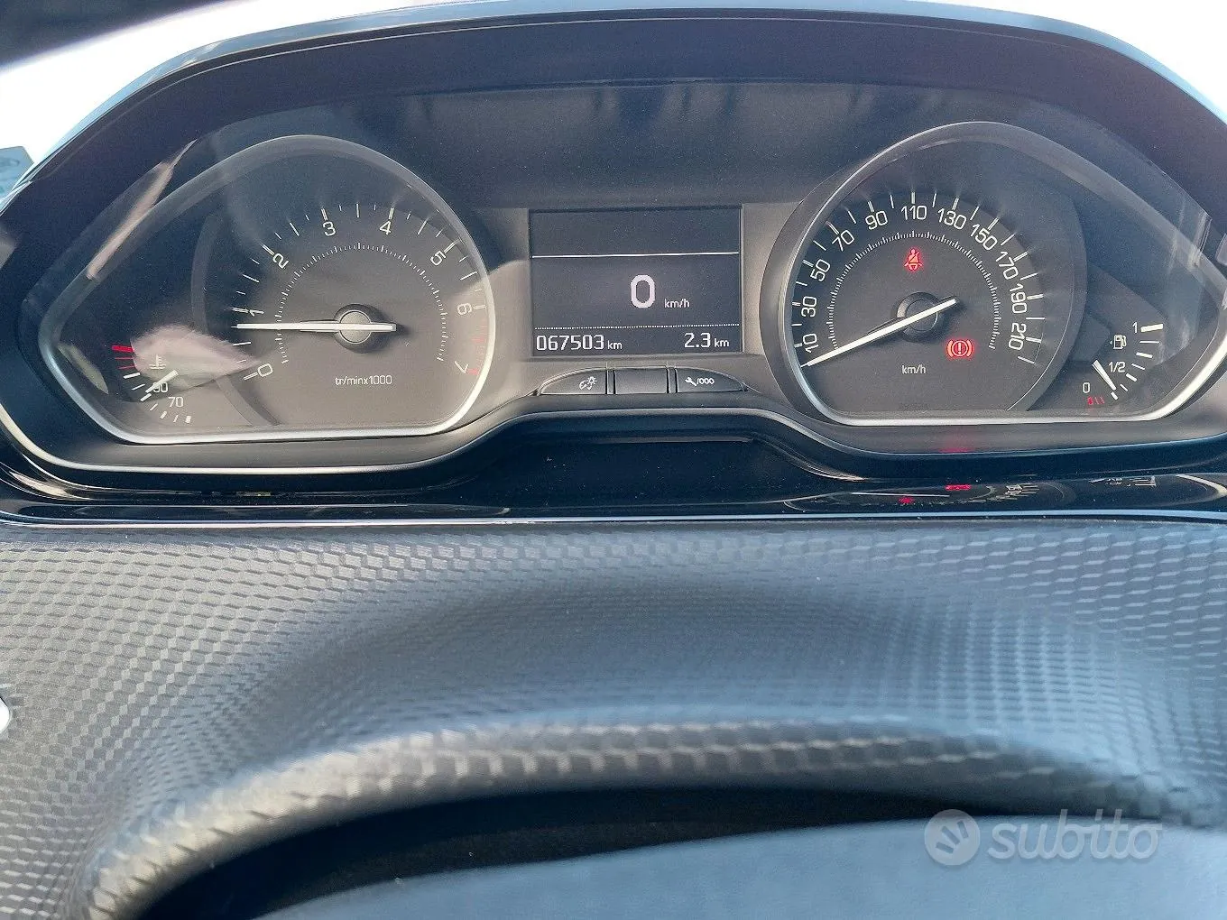 Peugeot 208 2018 photo 5