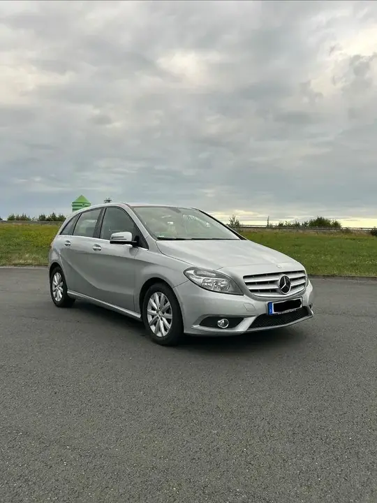 Mercedes-Benz B