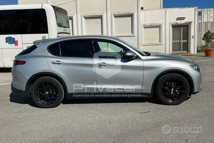 Alfa Romeo Stelvio 2021 photo 4