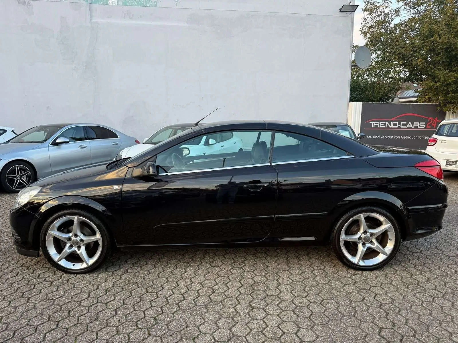 Opel Astra H 2008 photo 2