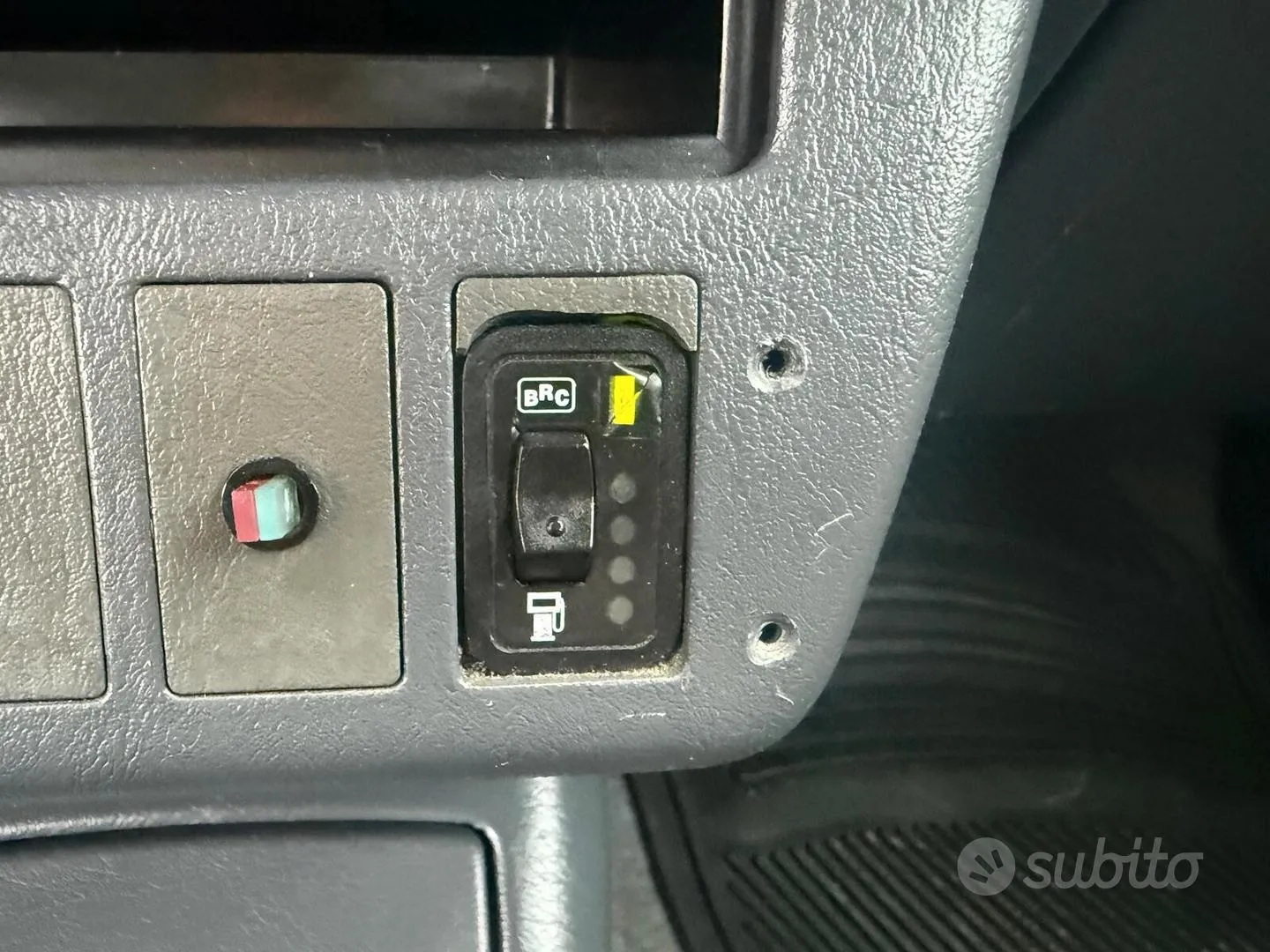 Toyota Rav4 1996 photo 3
