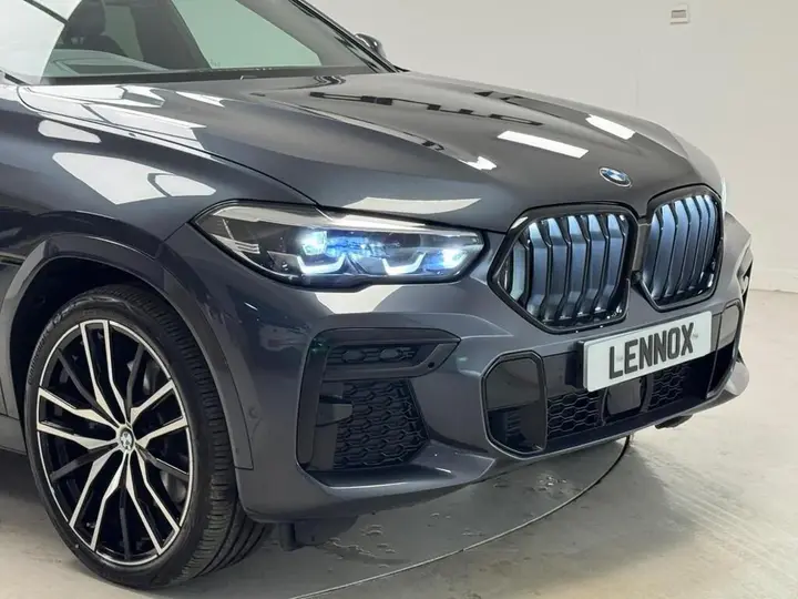 BMW X6 2022 photo 2