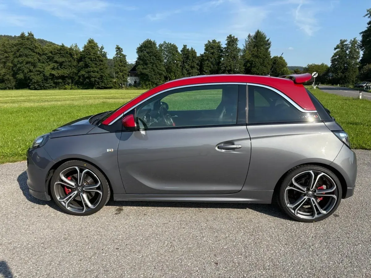 Opel Adam