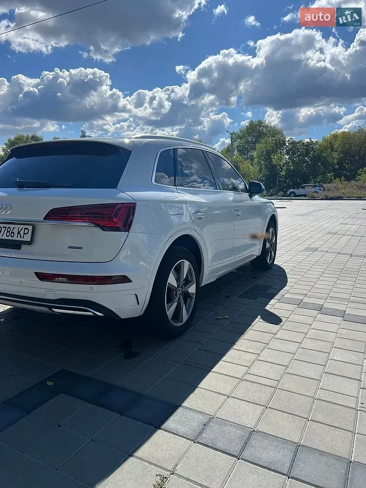 Audi Q5 2022 photo 3